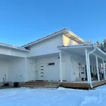 Kataja With Winter Forest Landscape And Wi-fi ロヴァニエミ